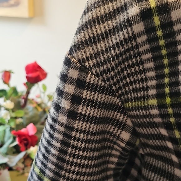 Thereabouts Women's Plaid Black, Gray, and Green Classic Peacoat - Picture 4 of 16